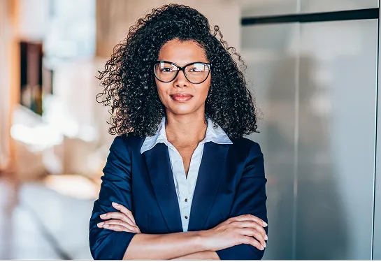 Femme professionnelle ayant un impact mondial
